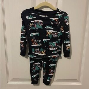 Disney Black and Green Kids Pajama Set NWOT